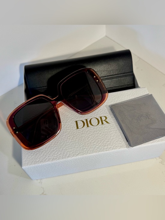 Dior Accessories - DIOR Champagne/Gold-tone, Oversized Square Sunglasses | Pristine